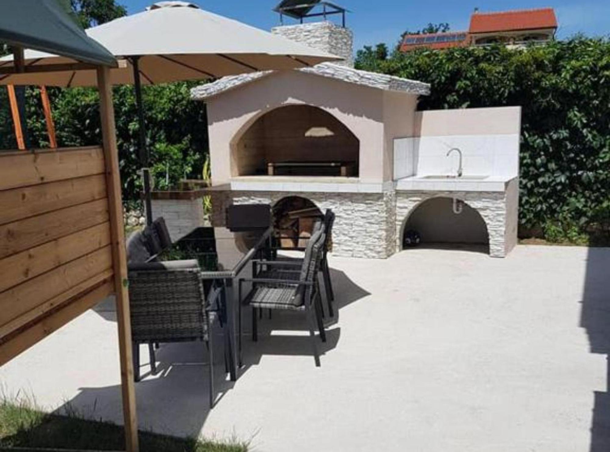Apartmani Sabbioso Lopar Buitenkant foto