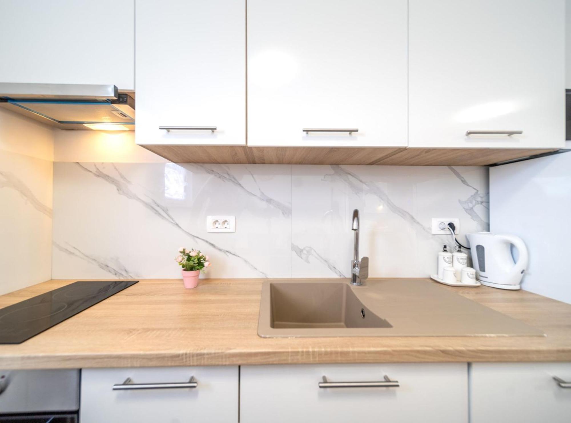 Apartmani Sabbioso Lopar Kamer foto